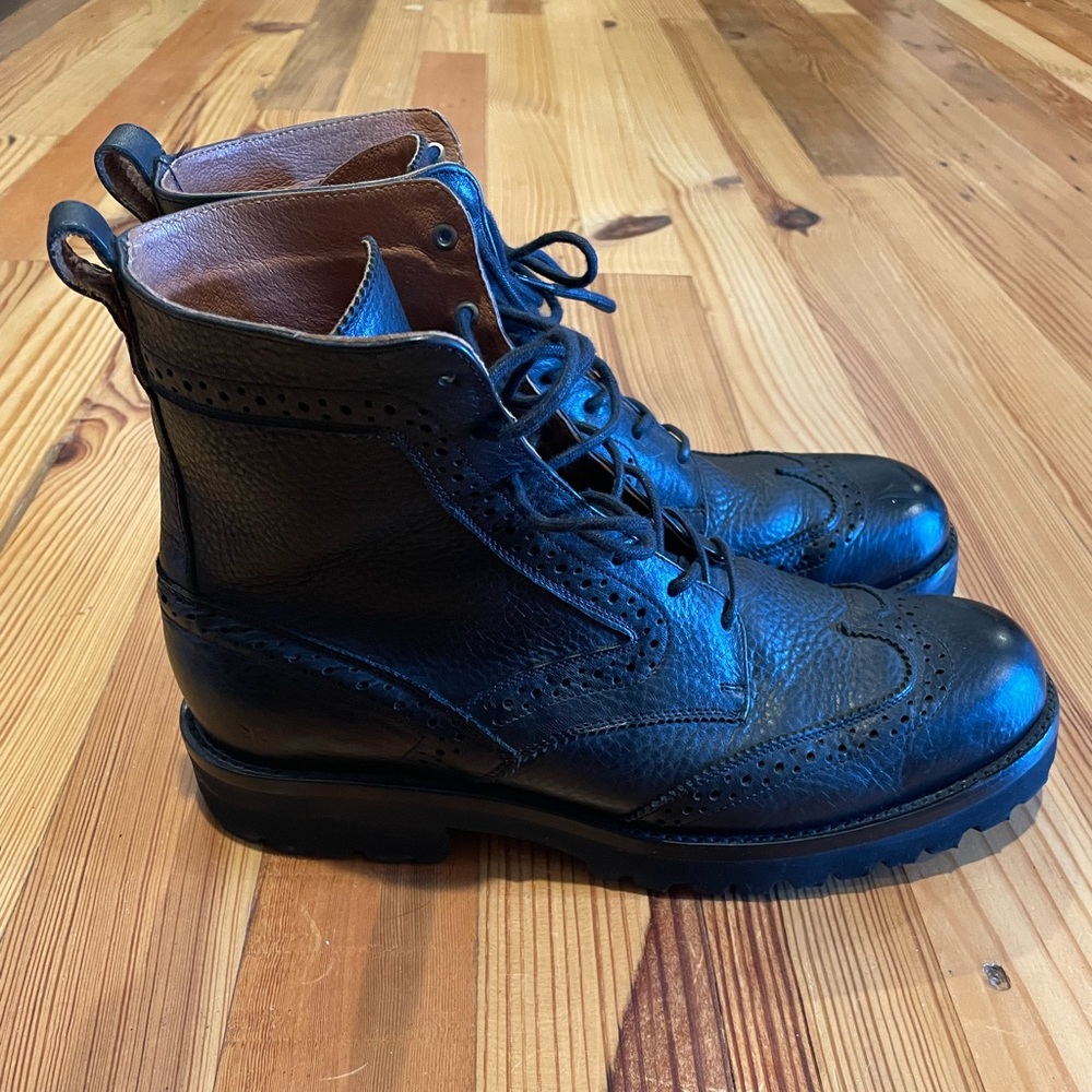 Frye wingtip Boots 9 1/2